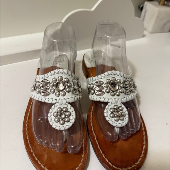 Jack Rogers White and Brown Sandals Beautiful !!
These are truly beautiful coft - Picture 12 of 13